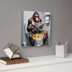 Carrée Chimp Drôle Sur Une Horloge De Toilettes,