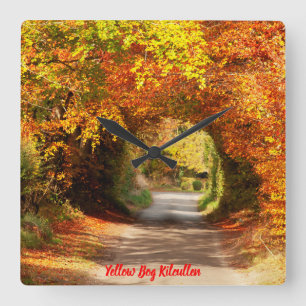 Carrée Horloge Jaune Bog Kilcullen