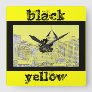 Carrée horloge noire et jaune
