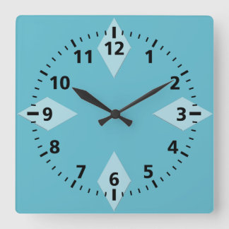 Carrée Horloge - Quatre Diamants