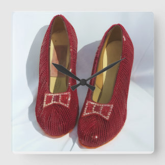 Carrée Ruby Red Slippers Oz Horloge pour l'Assistant que