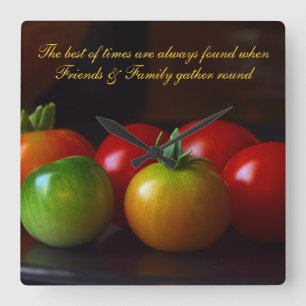 Carrée Tomates rouges et vertes Famille et amis Horloge d