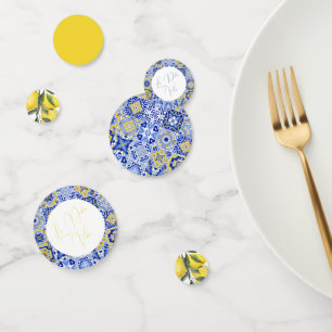 Carrelage bleu méditerranéen et confetti d'agrumes