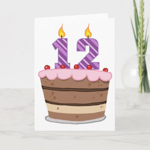 Carte 12 ans sur le gâteau d'anniversaire