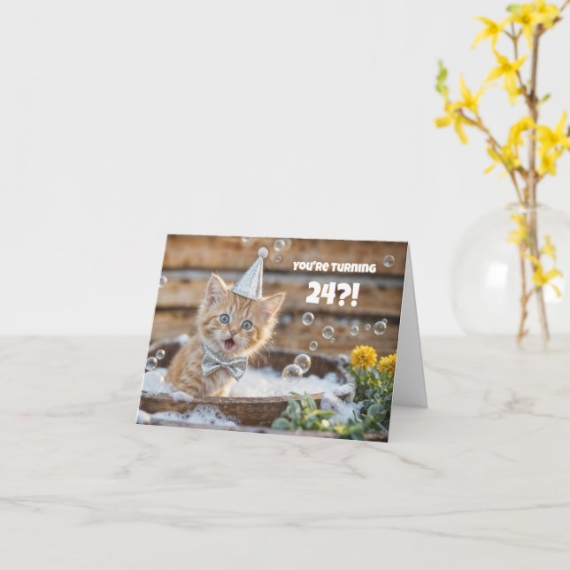 Carte 24th Birthday Cute and Funny Kitty in a Tub (Fleur jaune)