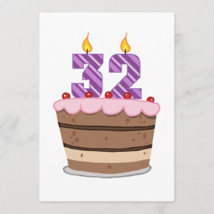 Carte 32 ans sur le gâteau d'anniversaire