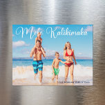 Carte à puce Mele Kalikimaka Family Photo Beach<br><div class="desc">Ces jolies cartes de Noël magnétique de la plage disposent de votre propre photo de vacances d'été de la côte avec une élégante typographie revêtue de blanc qui lit Mele Kalikimaka. Une jolie façon hawaïenne de dire Joyeux Noël en style sur une île tropicale. Emmenez-moi à l'océan ce jour férié...</div>