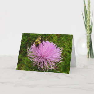 Carte Abeille sur la nature de la fleur de chardon