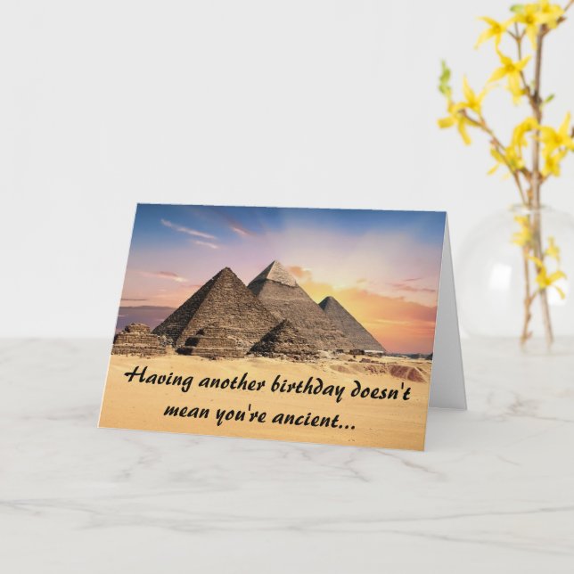Carte Amusant sur la colline Humour Egypte Pyramides (Fleur jaune)