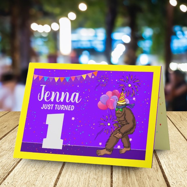 Carte anniversaire de enfant Bigfoot mignonne pers (Créateur téléchargé)