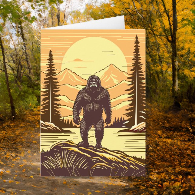 Carte Anniversaire des monts Retro Bigfoot Sasquatch (Créateur téléchargé)