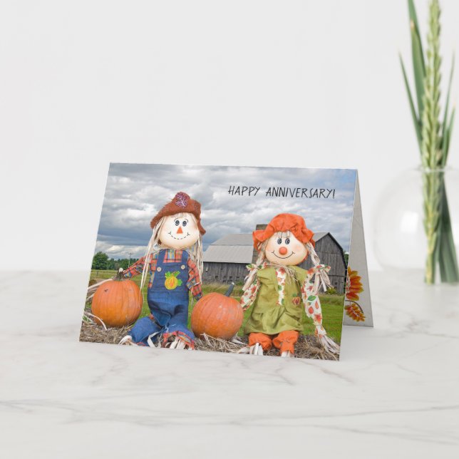 Carte anniversaire épouvantails d'automne sur balle de f (Devant)