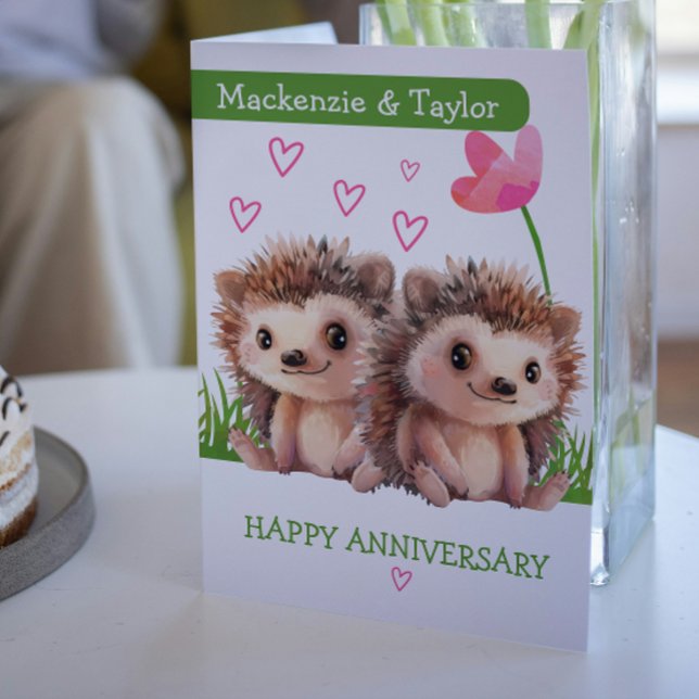 Carte Anniversaire personnalisé du couple Hérisson (Hedgehog couple personalized Anniversary Card by Ricaso. Add names Cute wedding anniversary cards)