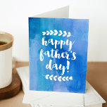 Carte Aquarelle bleue Bonne Fête des pères<br><div class="desc">Célébrez la journée spéciale de votre père avec une belle carte "Happy Fête des pères". Cette carte de Fête des pères chic est dotée d'un arrière - plan d'aquarelle bleu avec une typographie moderne. Ajoutez un message spécial ou une photo en cliquant sur le bouton "Customiser".</div>