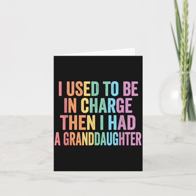 Carte Avait La Charge Avait Une Petite-Fille Sur Le Dos (Devant)