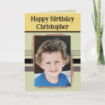 Carte Awesome Grandson ajouter photo vert anniversaire<br><div class="desc">Pour une magnifique carte de voeux pour l'anniversaire de Grand-fils. Cette carte est sûre de mettre un sourire sur son visage et de le faire sentir spécial. juste ajouter votre message personnalisé à l'intérieur et remplacer la photo par le vôtre. Les couleurs sont le vert, le jaune et le marron....</div>