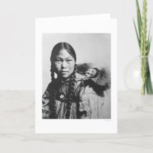 Carte Baby On Eskimo Mom's Back 1906