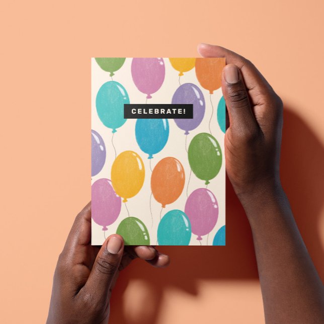 Carte Ballons de fête d'anniversaire colorés ("Celebrate!" inside a black box over background colorful illustrated balloons flying upward)