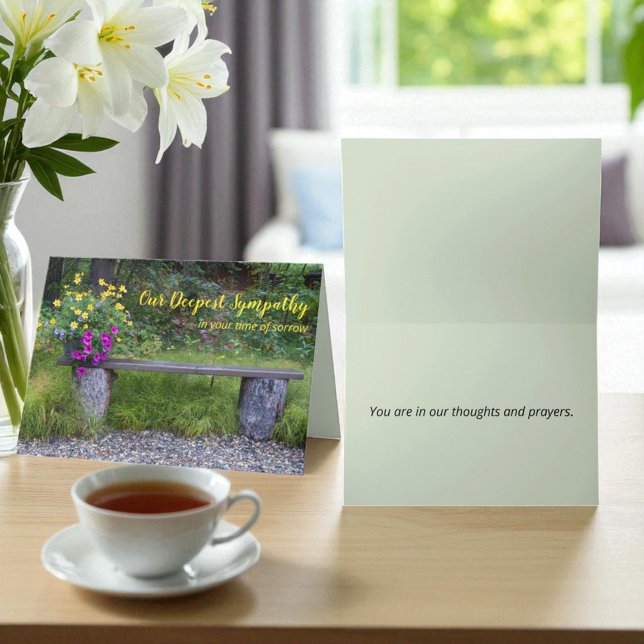 Carte Banc rustique floral scénique de sympathie profond (Floral greeting card cover and inside template text)