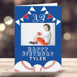 Carte Baseball Ball Flags Blue Sports Boy Photo Annivers<br><div class="desc">Baseball Ball Flags Blue Sports Boy Photo Carte Anniversaire. Le design a des boules de baseball et des drapeaux de fête d'anniversaire en rouge et blanc. Ajoutez votre photo,  nom,  âge et texte et faites votre propre carte d'anniversaire. Idéal pour les garçons et les filles qui aiment le baseball.</div>