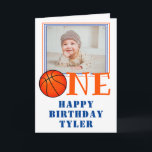 Carte Basketball Ball ONE Kids Photo 1st Birthday<br><div class="desc">Basketball Ball ONE Kids Photo 1er Birthday Card. Carte d'anniversaire de basket-ball pour le 1er anniversaire du mignon garçon. La conception a un ballon de basket dans le mot ONE. Ajoutez le nom,  la photo et le message de votre enfant à l'intérieur ou effacez-le.</div>