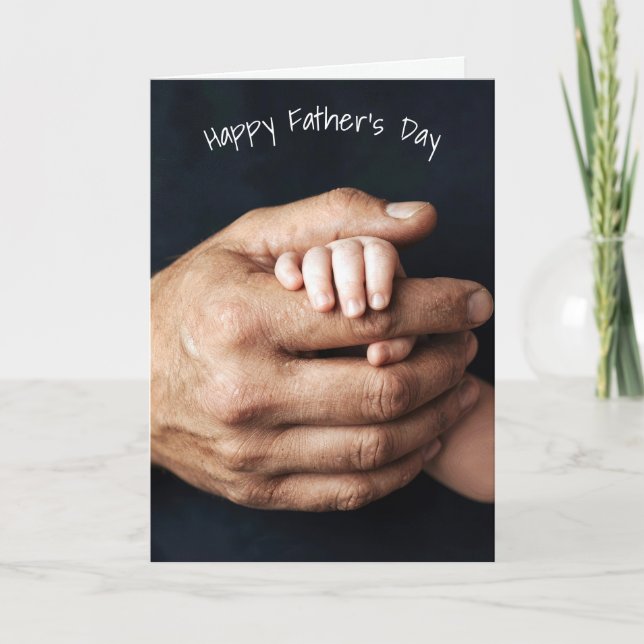 Carte Bébé de la fête des Pères et mains de Papa (Devant)