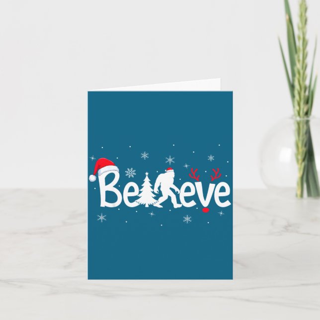 Carte Believe Bigfoot Sasquatch Reindeer Santa Hat Merry (Devant)