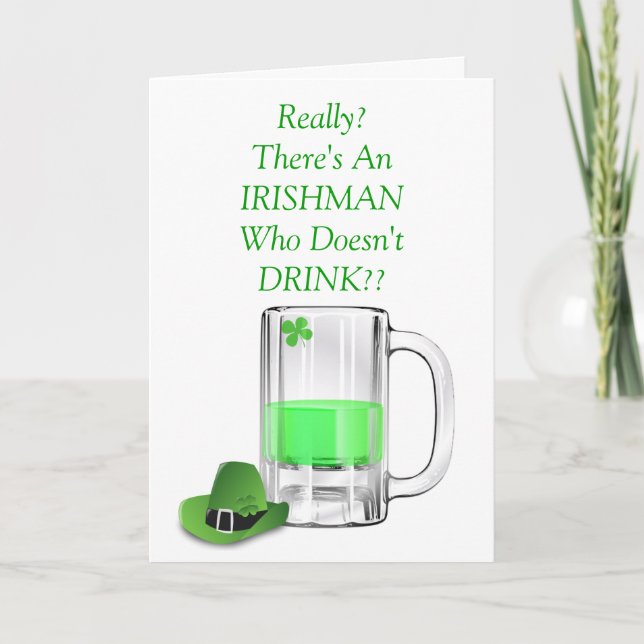Carte Bière drôle d'Irlandais buvant le jour de St (Devant)