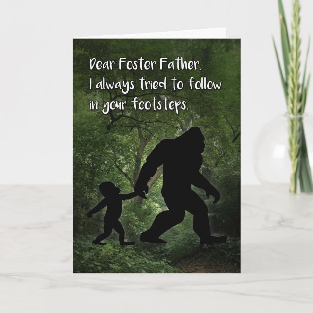 Carte Bigfoot avec enfant anniversaire pour le Père Fost (Devant)