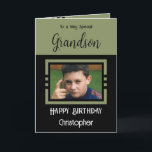 Carte Birthday Grandson ajouter nom photo vert noir<br><div class="desc">À un petit-fils très spécial. Joyeux anniversaire. Ajoutez un nom et une photo. Vert et noir.</div>