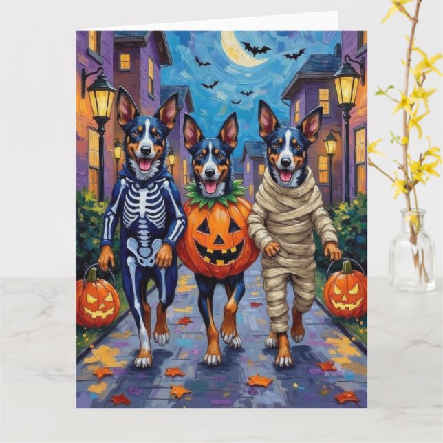 Carte Bleu Heeler Chiens Trick-or-Treating in Halloween  (Fleur jaune)