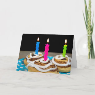 Carte Bougies d'anniversaire en rouleaux de cannelle