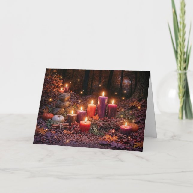 Carte Bougies de Samhain en pierre dans une forêt boisée (Devant)