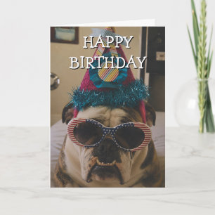 Carte Bouledogue anglais avec chapeau de fête portant de