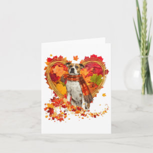 Carte Bouledogue avec un cœur fait de feuilles d'automne