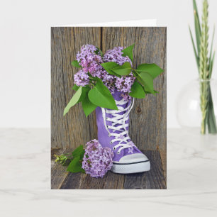 Carte Bouquet de lilas d'anniversaire dans un basket vio