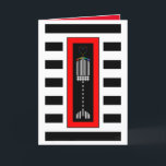 Carte Buffalo Plaid Hanoukka Menorah<br><div class="desc">Un hanukkiah à plis de buffle rayé est surmonté de flammes cardiaques colorées dans un cadre rouge audacieux et superposé sur des rayures noires et blanches audacieuses. Carte intérieure avec "Hanoukka Blessings !" et est bordée et coordonnée pour votre plaisir d'écriture. ~ karyn</div>