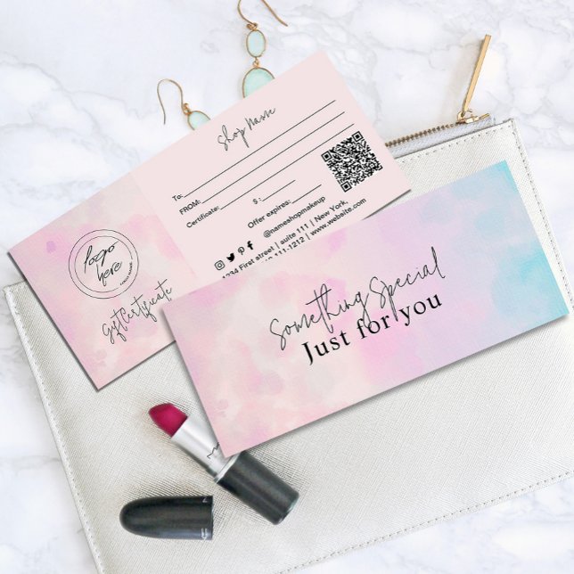 Carte cadeau Dreamy Rainbow Unicorn aquarelle (Whimsical and dreamy flyer in pastel colors of purple pinkish yellow and turquoise #voucher)