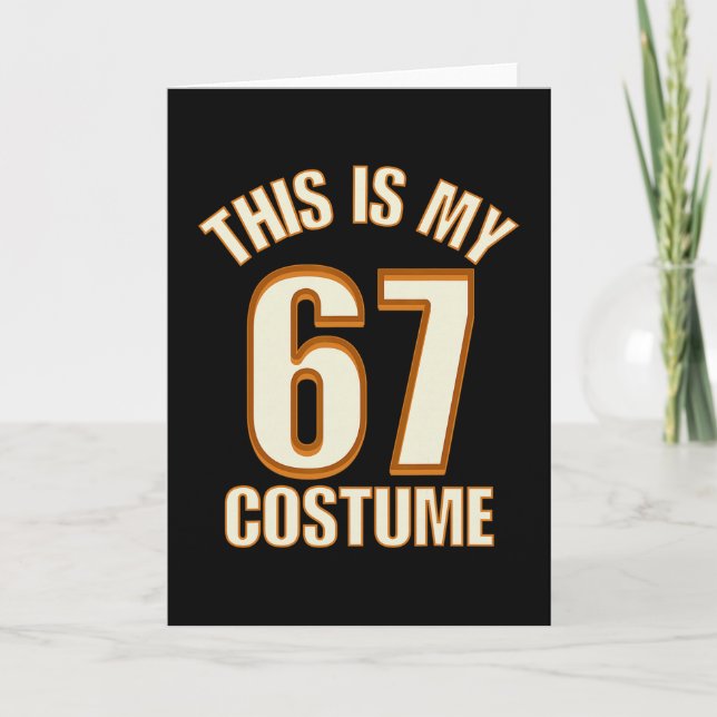 Carte C'est mon costume d'Halloween 67 Lazy Brainrot Mem (Devant)