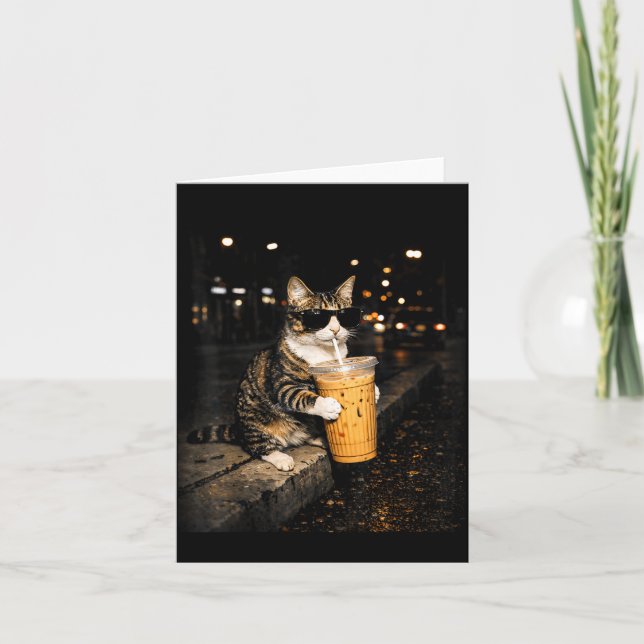 Carte Chat buvant un café glacé mème animal drôle rétro (Devant)