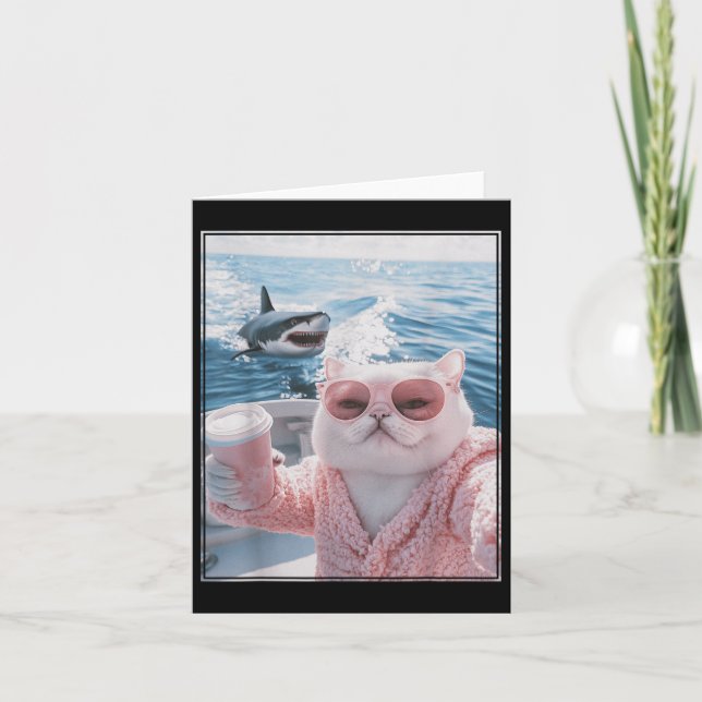 Carte Chat Gros Sur Un Bateau De Yacht Avec Cool De Requ (Devant)