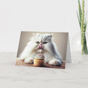 Carte Chat perse lèche un gâteau d'anniversaire