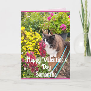Carte Chat Tuxedo reniflant des fleurs drôle de la Saint