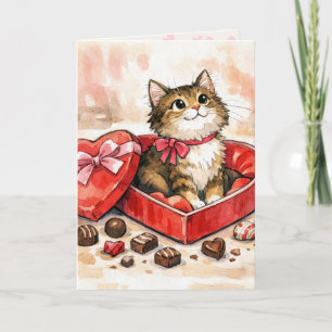 Carte Chaton d'anniversaire assis dans une boîte de bonb