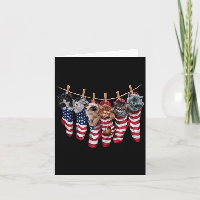 Carte Chatons Patriotiques Dans Des Chaussettes Drapeau  (Devant)