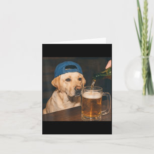 Carte Chemise Labrador Buvant de la Bière Drôle Fête des