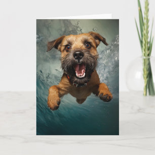 Carte Chien joueur nageant sous l'eau Design