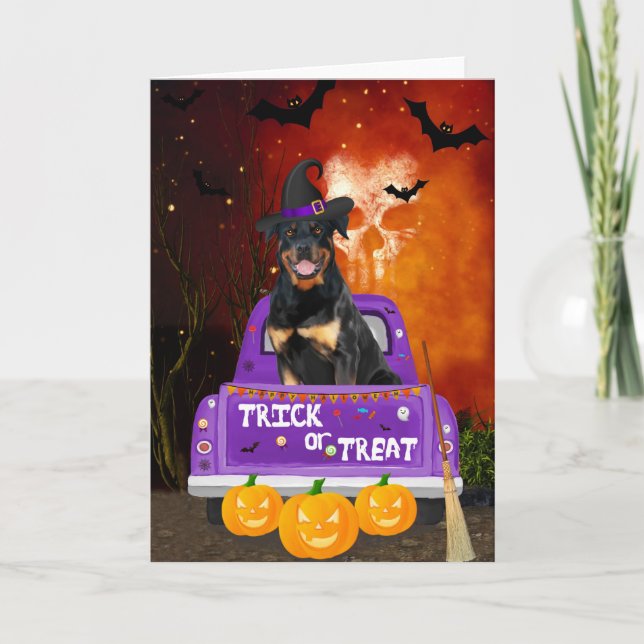 Carte Chien Rottweiler dans un camion Halloween (Devant)