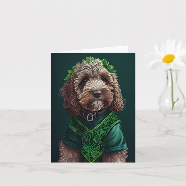 Carte Cockapoo en tenue de la Saint-Patrick (Petite plante)