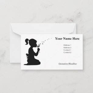 Carte Conseil Fille désirant et soufflant une fleur de pandelion